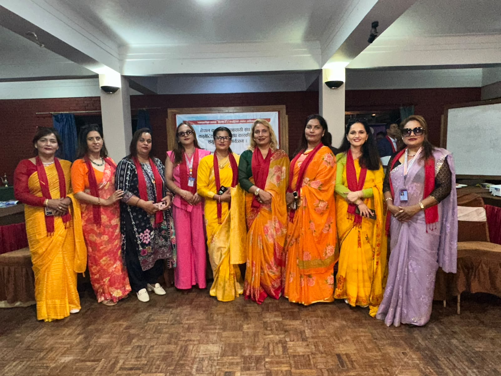 नेपाल कस्मेटिक व्यवसायी संघद्धारा कांस्की कस्मेटिक व्यवसायी संघलाई काठमाडौंमा स्वागत गर्दै